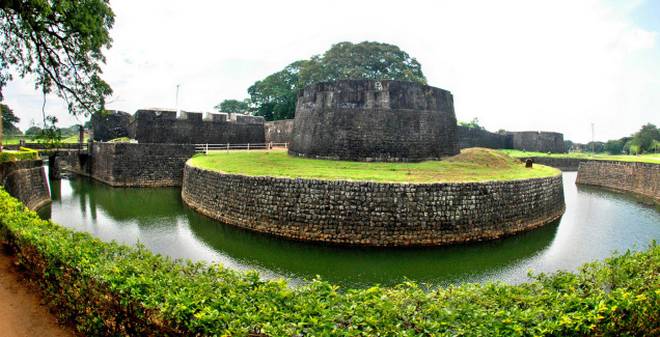 Palakkad Fort holiday packages.